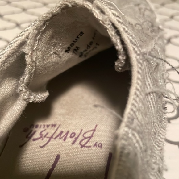 Blowfish slip on sneaker - Picture 5 of 5